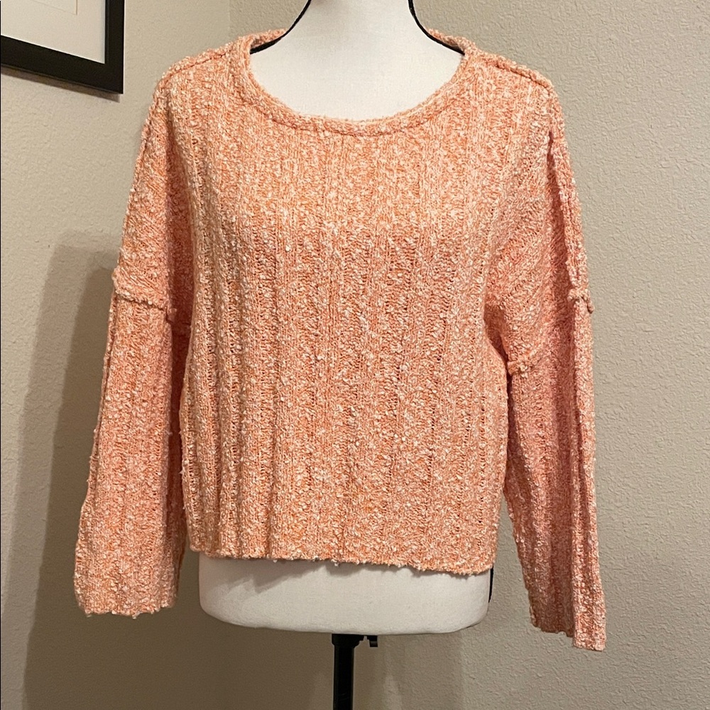 Free The Roses Sweater. NEW. Knitted Orange / cream. Size Small Oversized